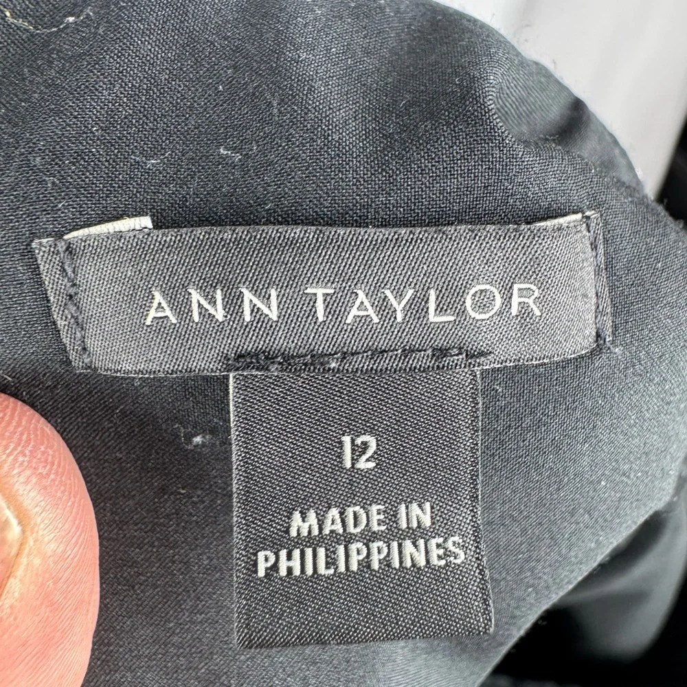 Ann Taylor Black Geometric Print Sleeveless Sheath Dress - Picture 2 of 6